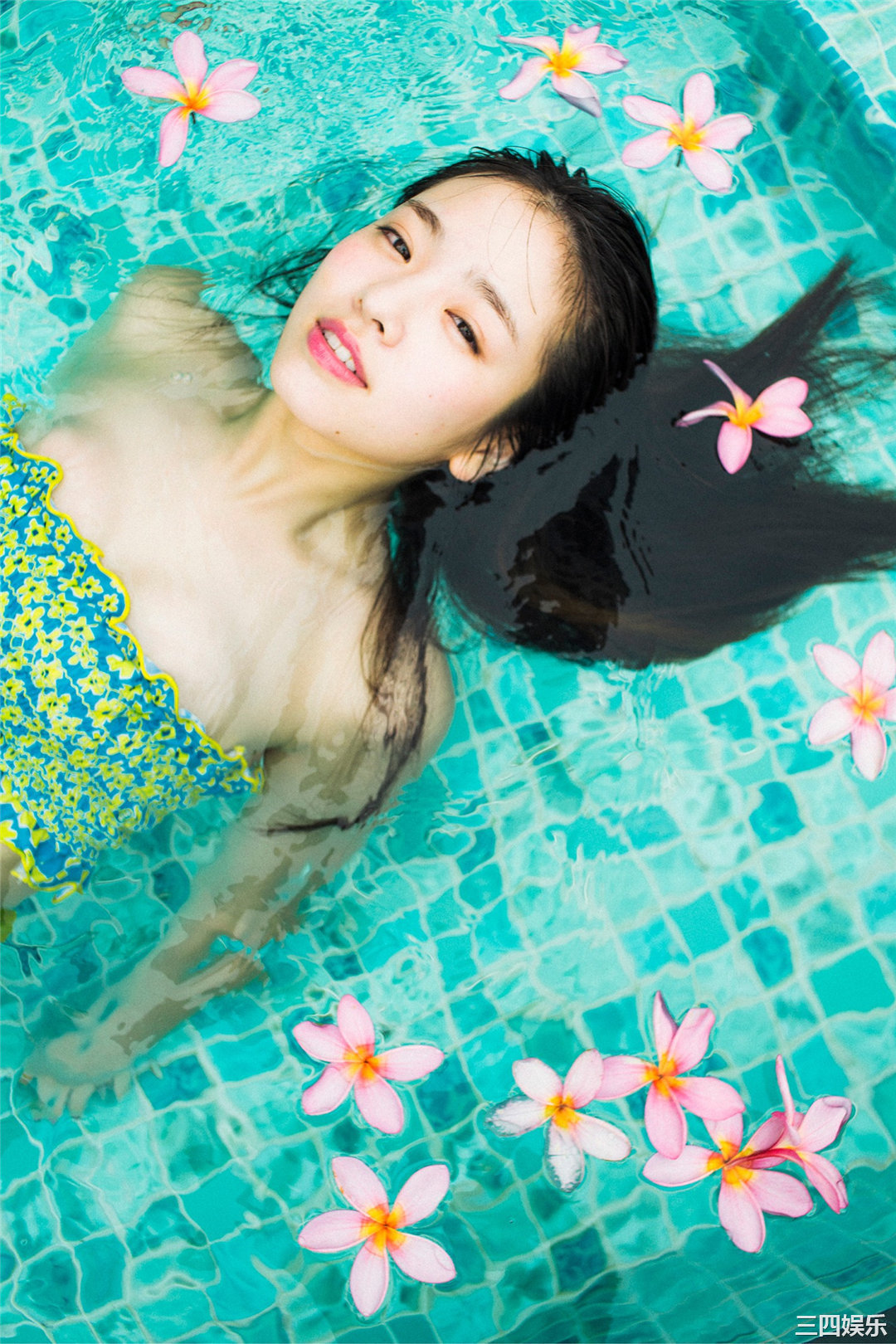 横田真悠写真集《ないしょの＃まゆうだけ》高清全本