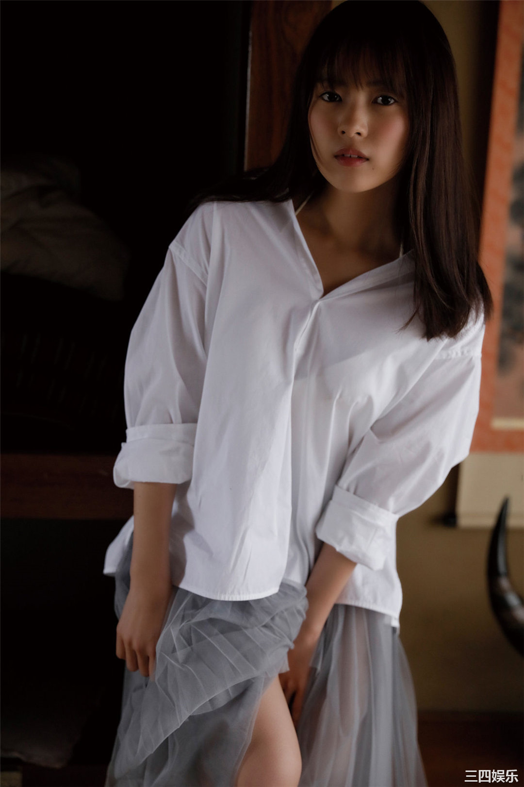 新条由芽写真集《キラめくヒロイン》高清全本