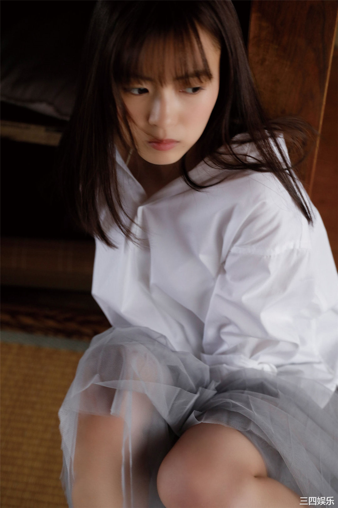 新条由芽写真集《キラめくヒロイン》高清全本