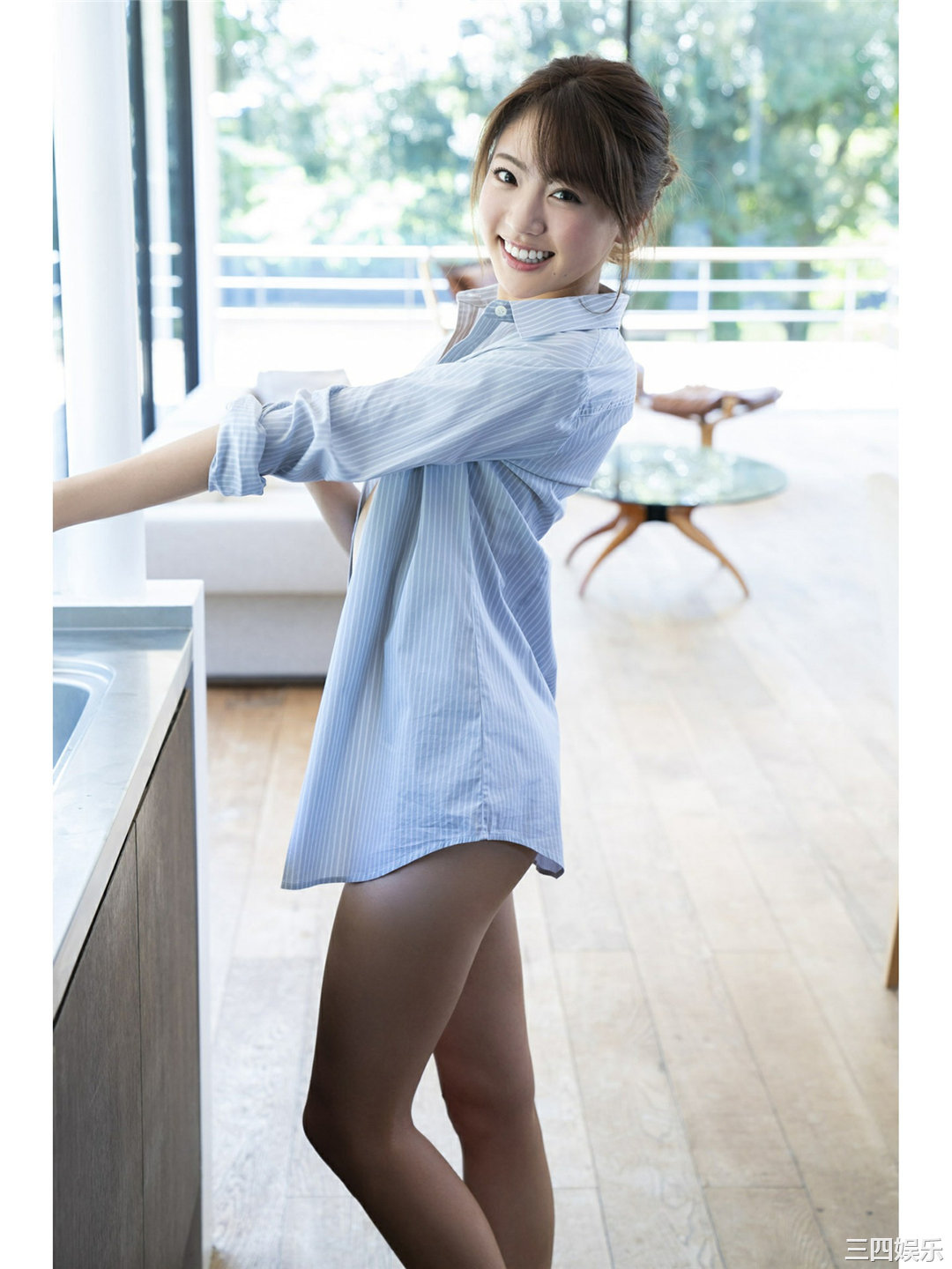 志田友美写真集《美脚天使は夢をみる》高清全本