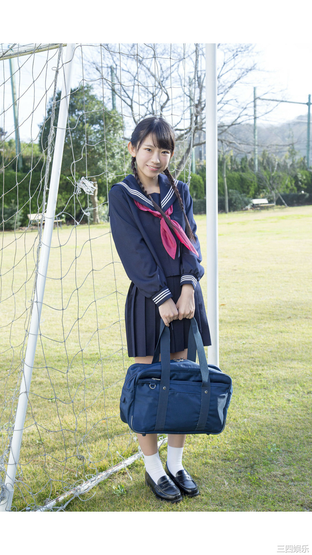 长泽茉里奈写真集《三つ編みスマイル》高清全本