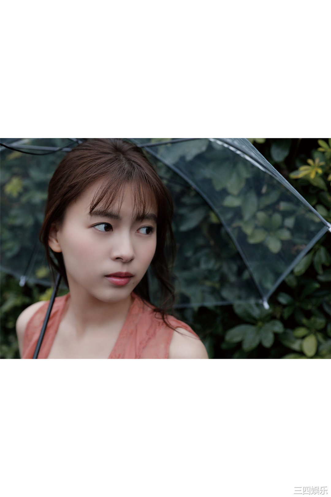 新条由芽写真集《キラめくヒロイン》高清全本