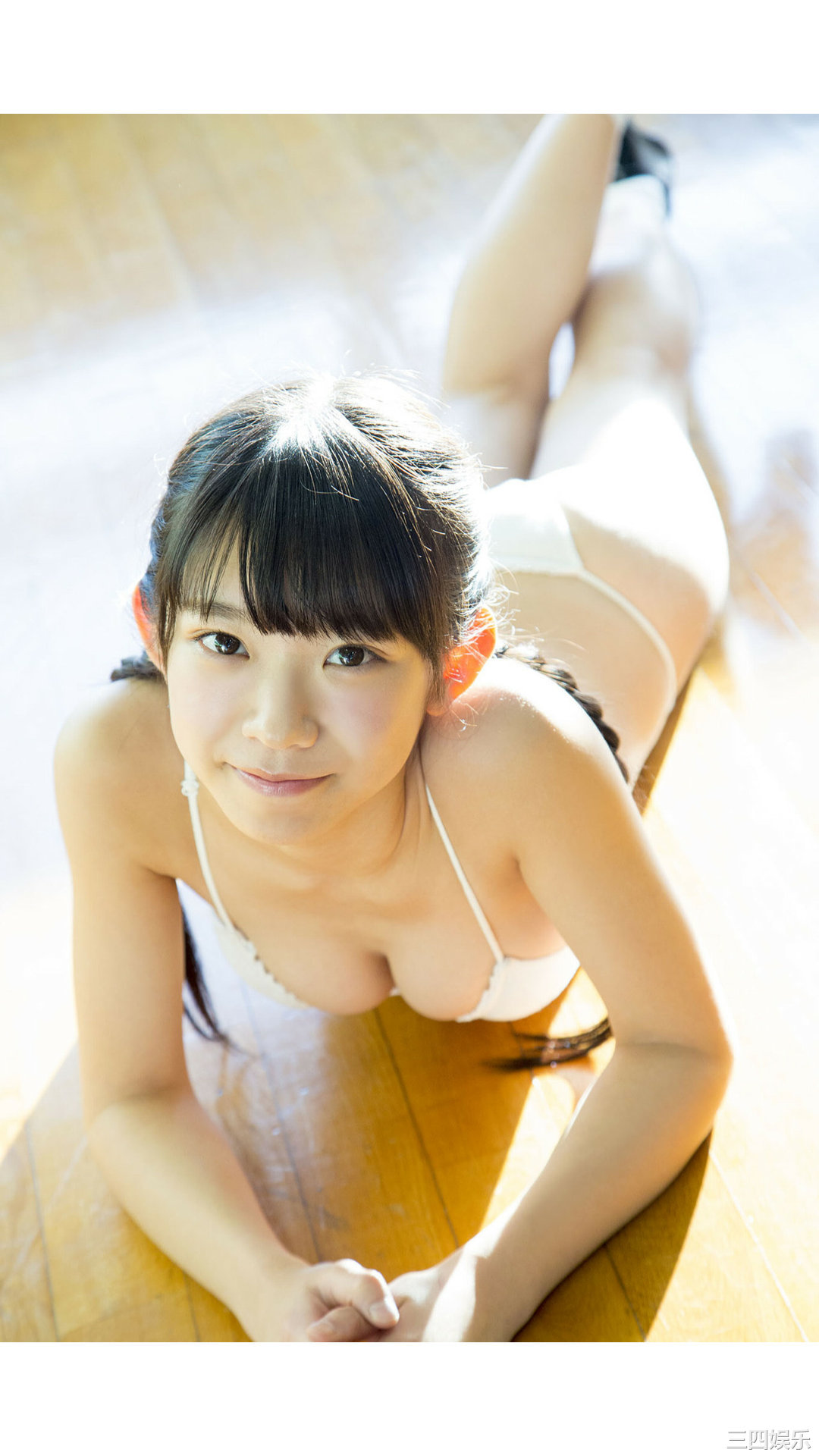 长泽茉里奈写真集《三つ編みスマイル》高清全本