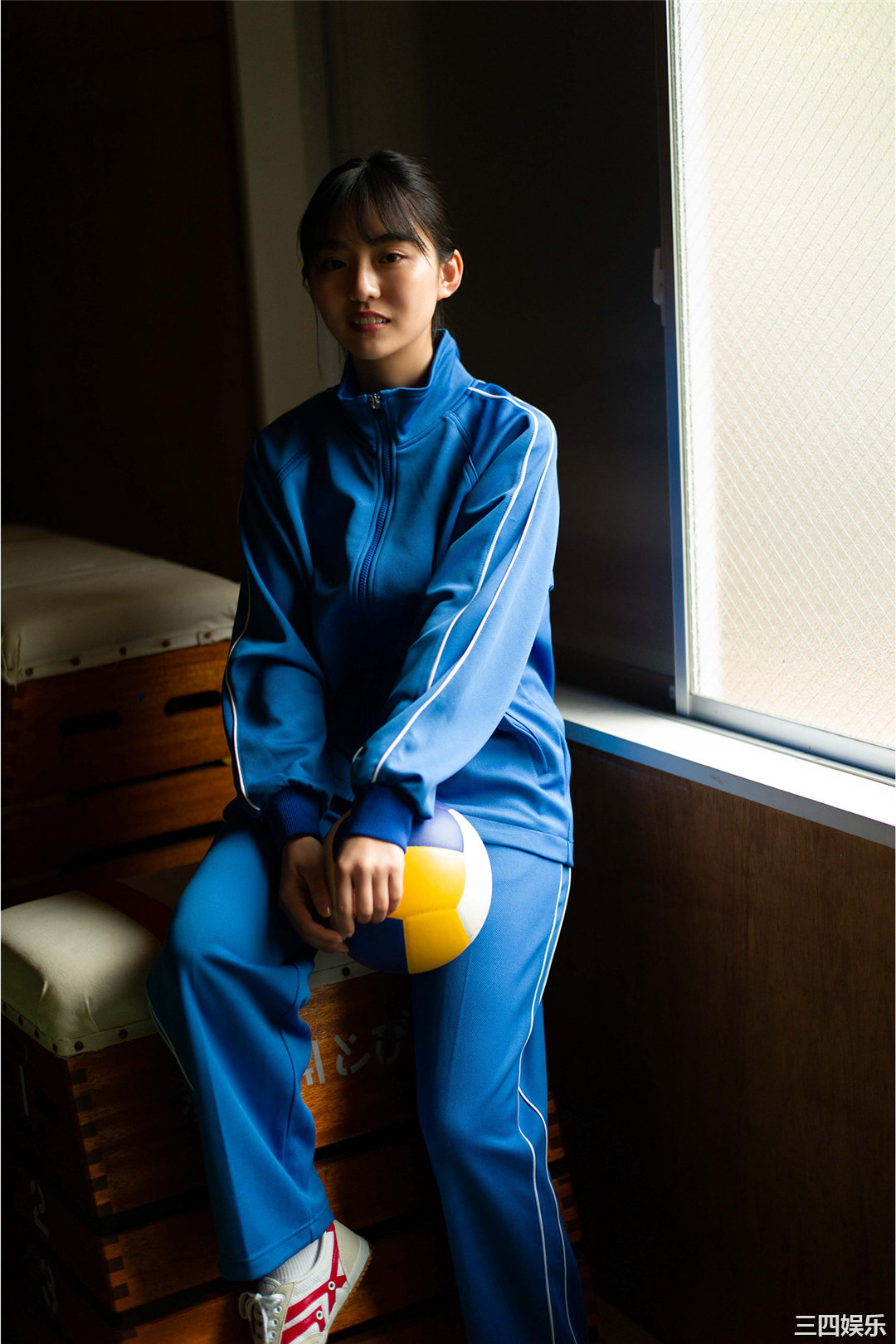 丰田露娜写真集《ヤンマガアザーっす！》高清全本