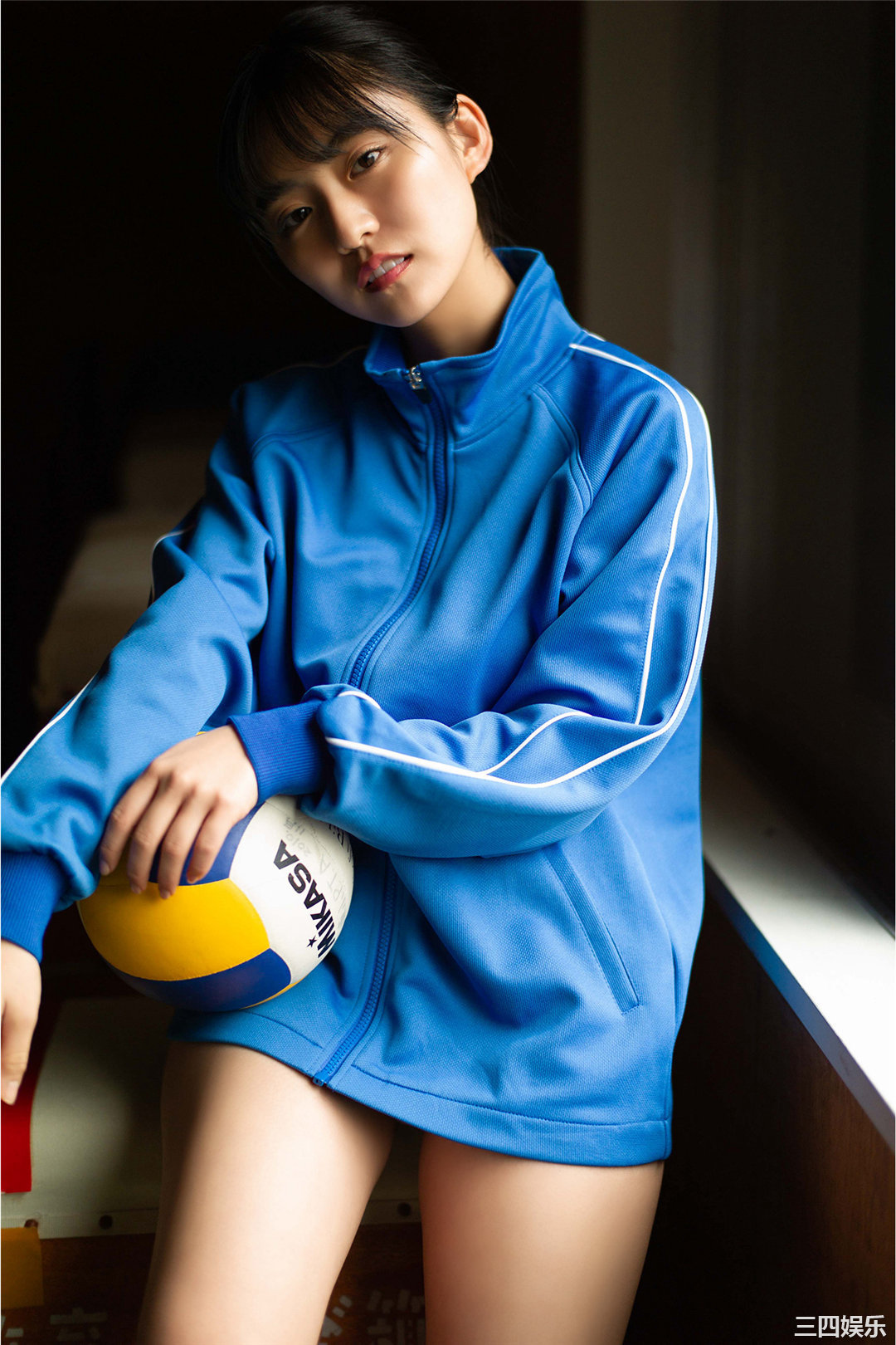 丰田露娜写真集《ヤンマガアザーっす！》高清全本