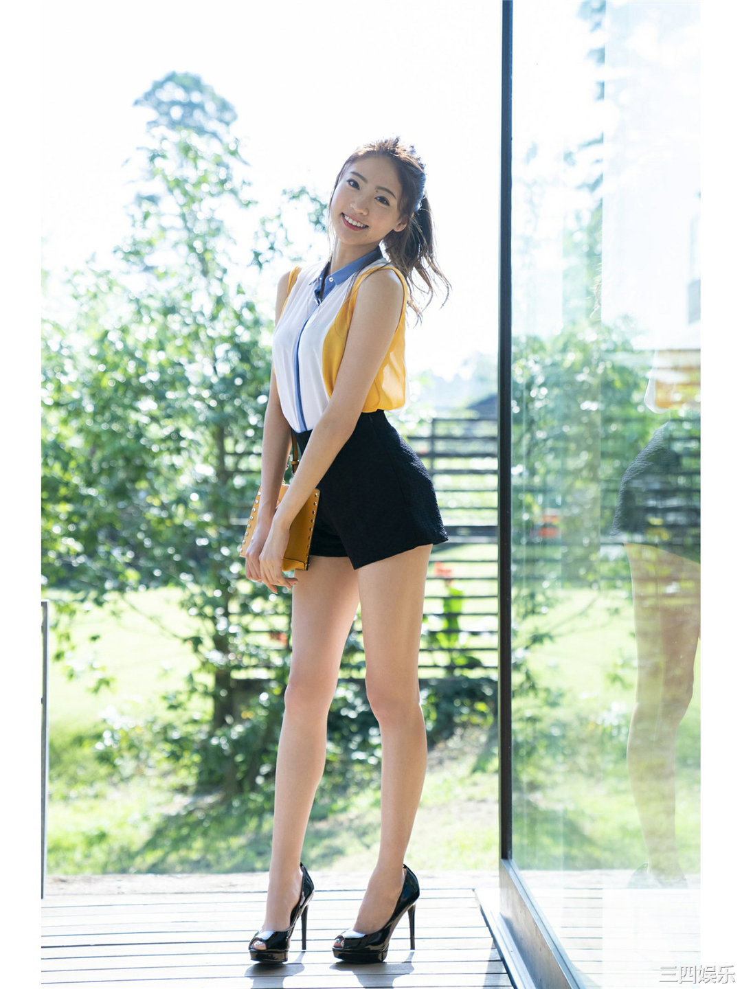 志田友美写真集《美脚天使は夢をみる》高清全本