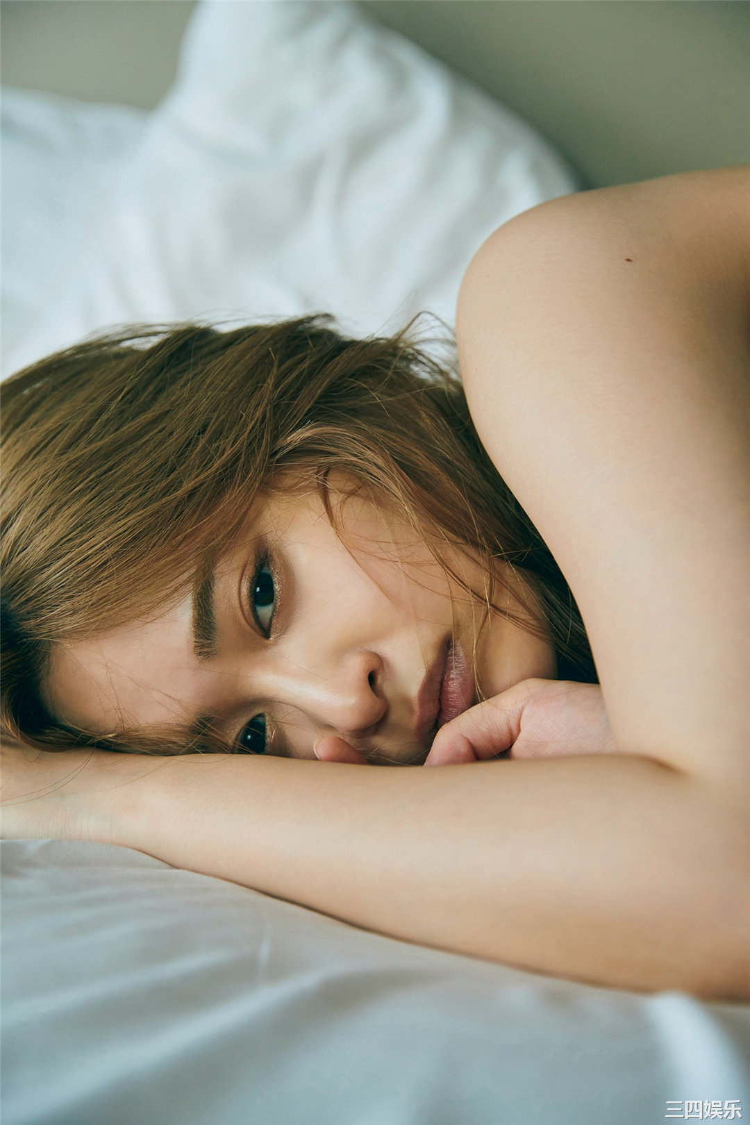 柳美稀写真集《挑発するカラダ》高清全本