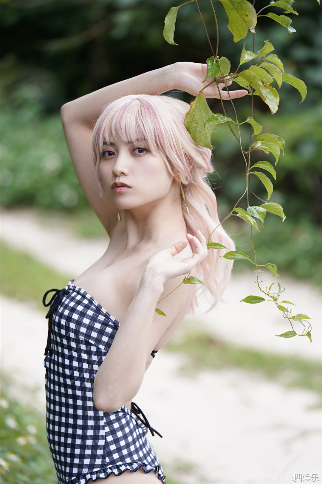 桃月梨子写真集《不器用な先輩。》高清全本