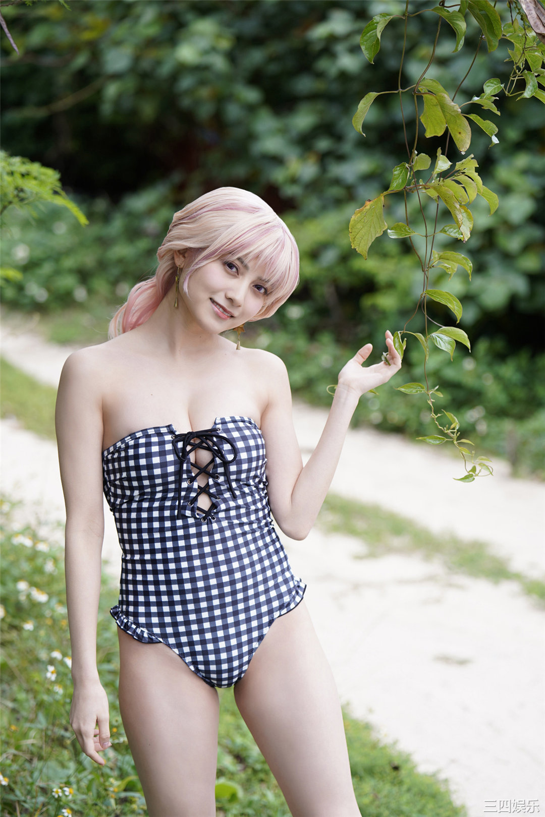 桃月梨子写真集《不器用な先輩。》高清全本