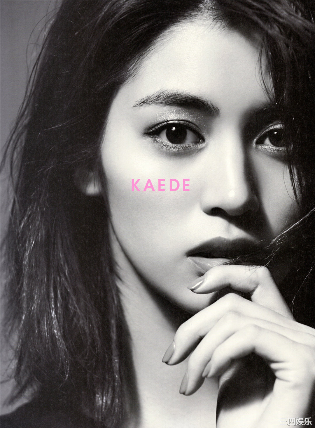 枫1ST写真集《ねぇ、聞いて! !》高清全本