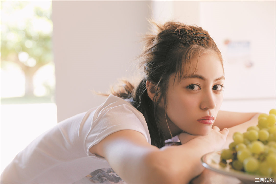 枫1ST写真集《ねぇ、聞いて! !》高清全本