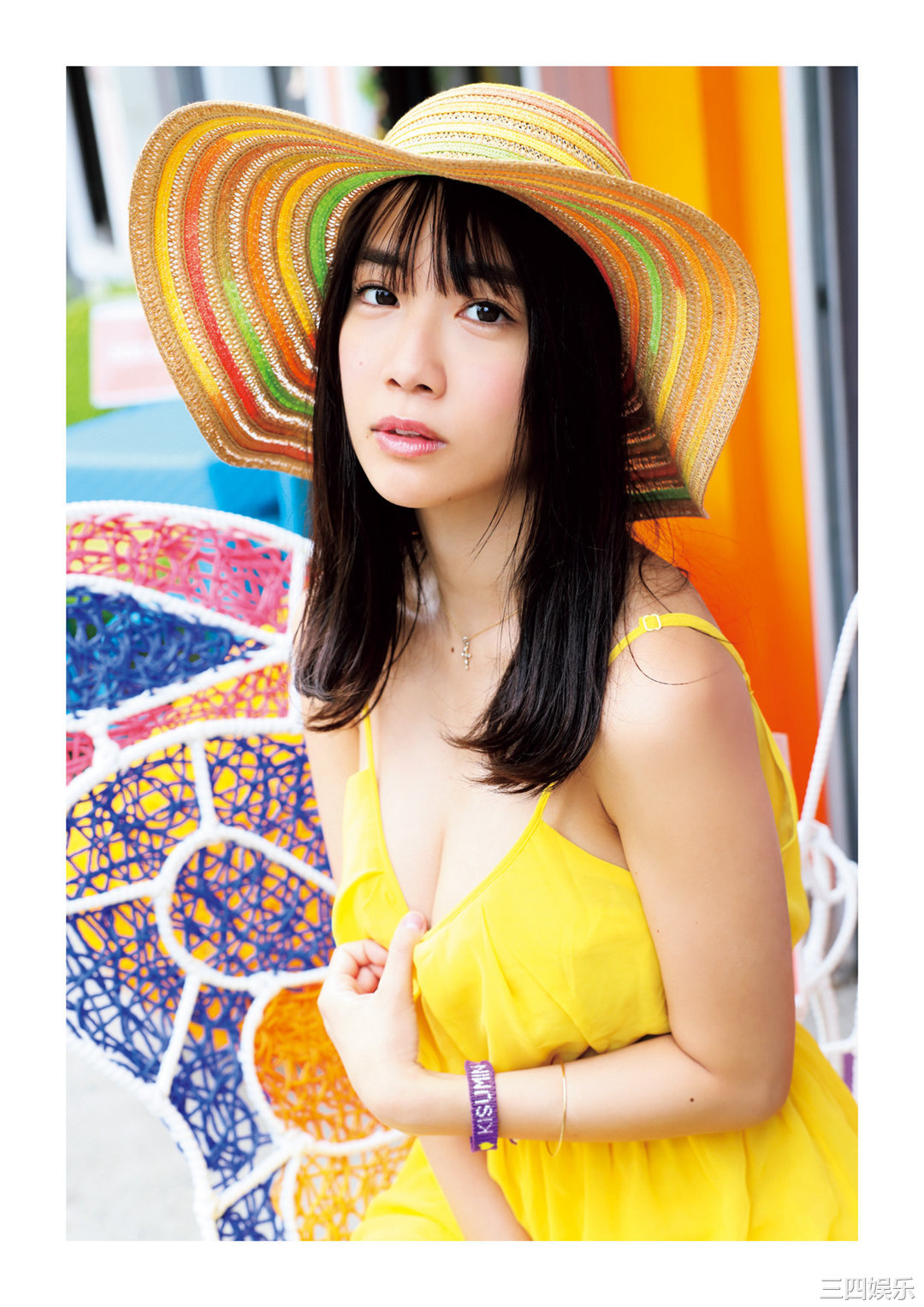 天羽希纯1ST写真集《A…？》高清全本