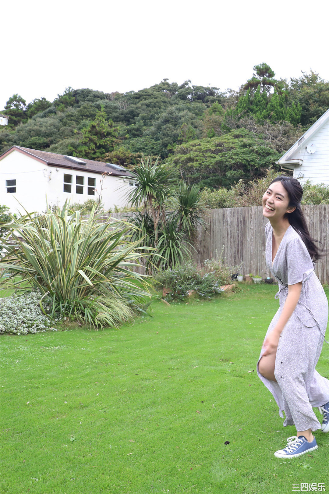 丰田露娜写真集《無敵のヒロイン》高清全本