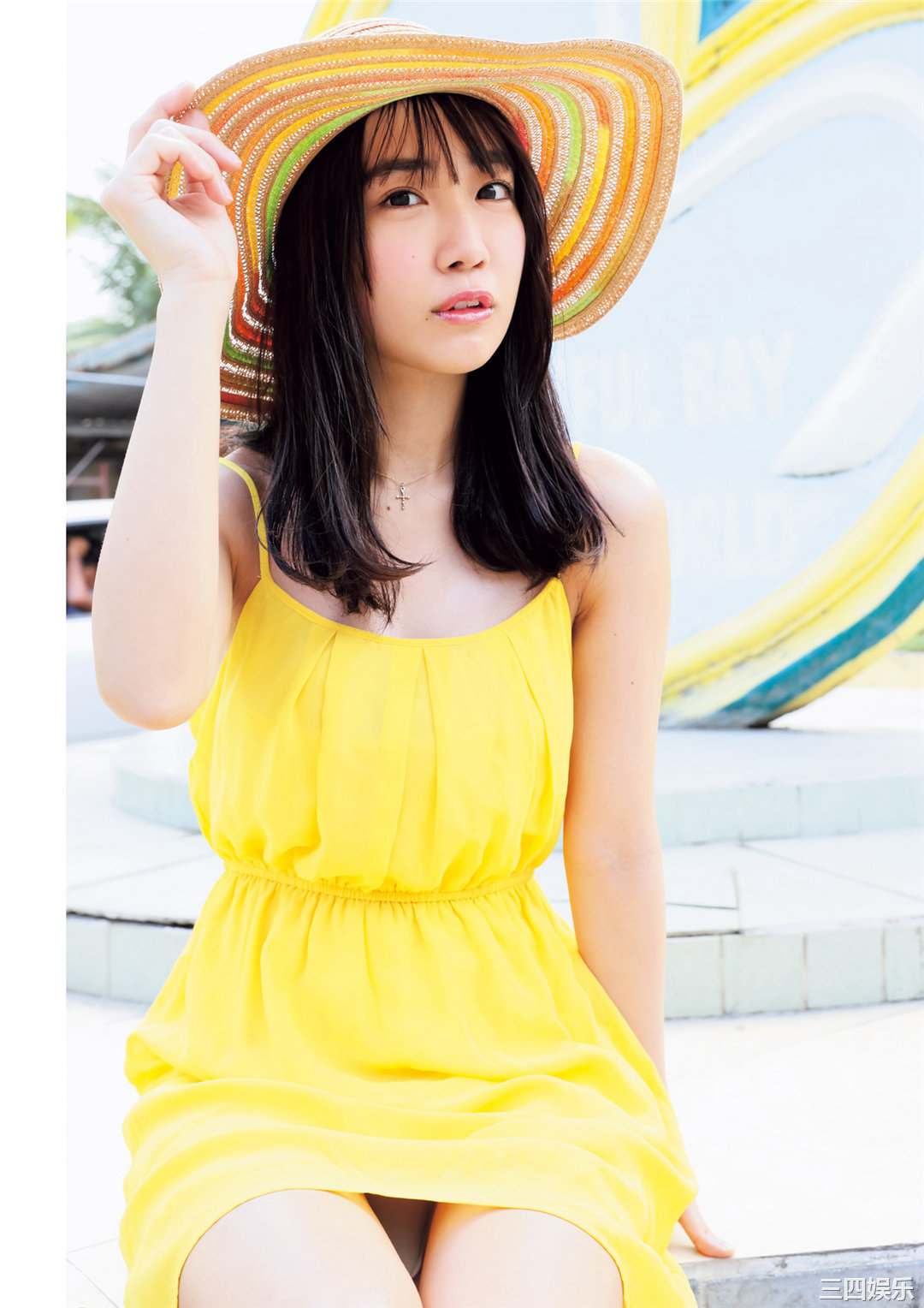 天羽希纯1ST写真集《A…？》高清全本