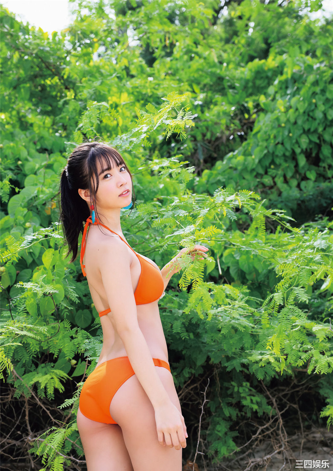 天羽希纯1ST写真集《A…？》高清全本