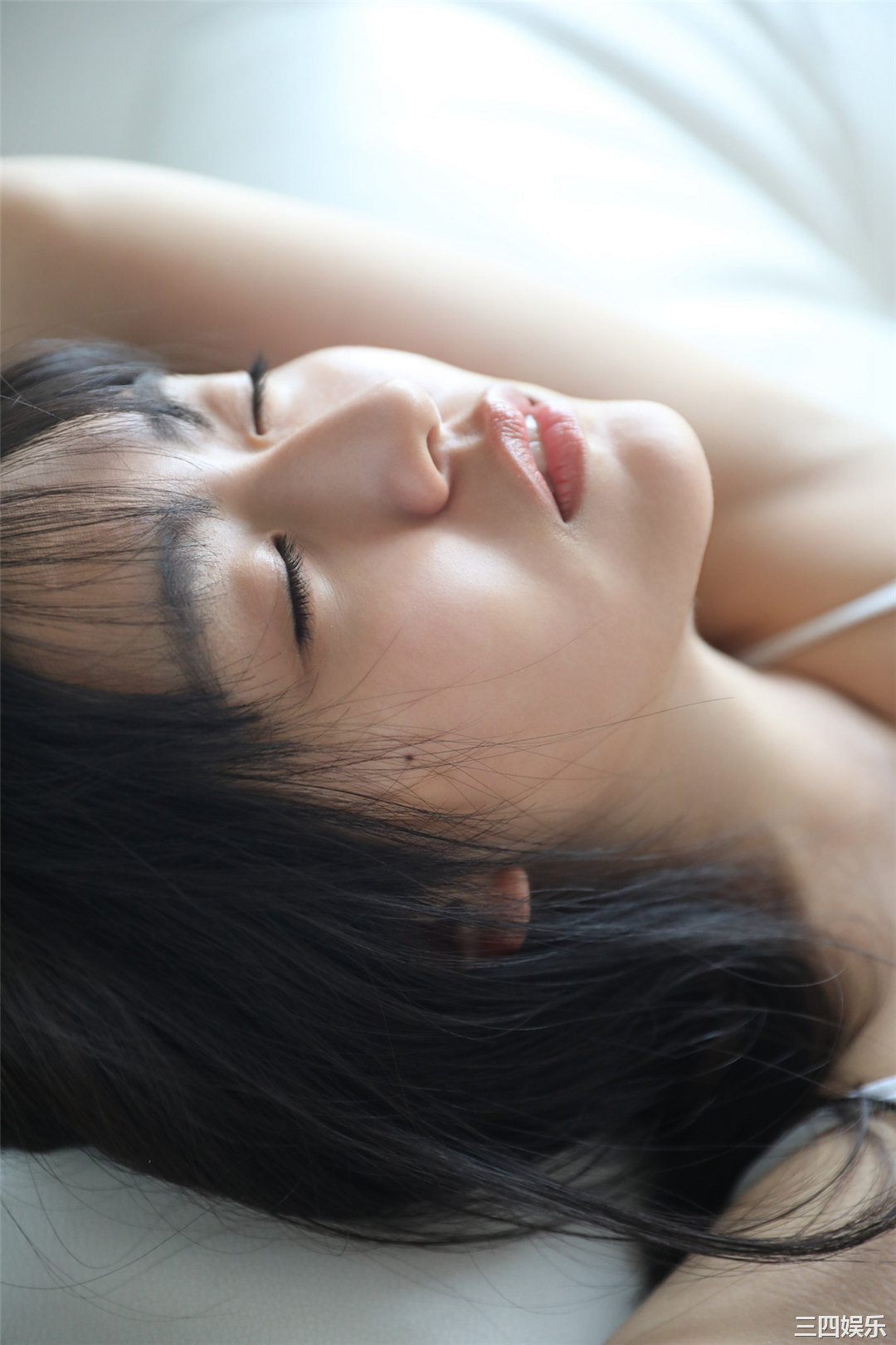 丰田露娜写真集《無敵のヒロイン》高清全本