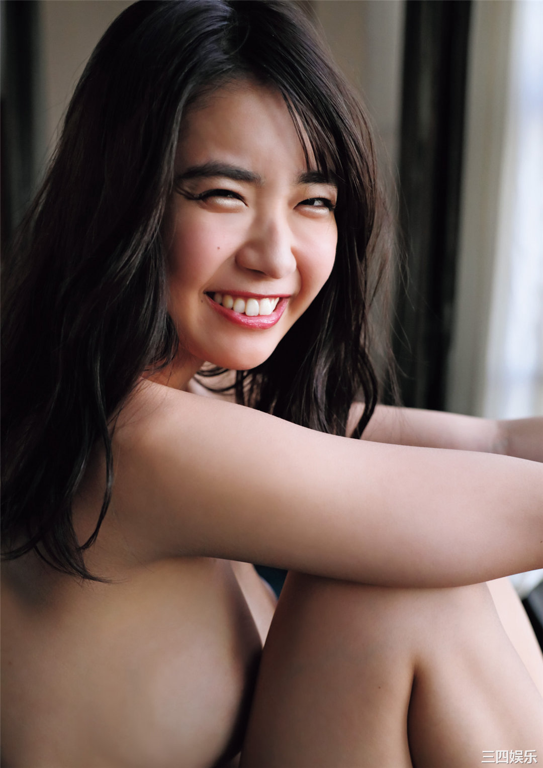 天羽希纯1ST写真集《A…？》高清全本