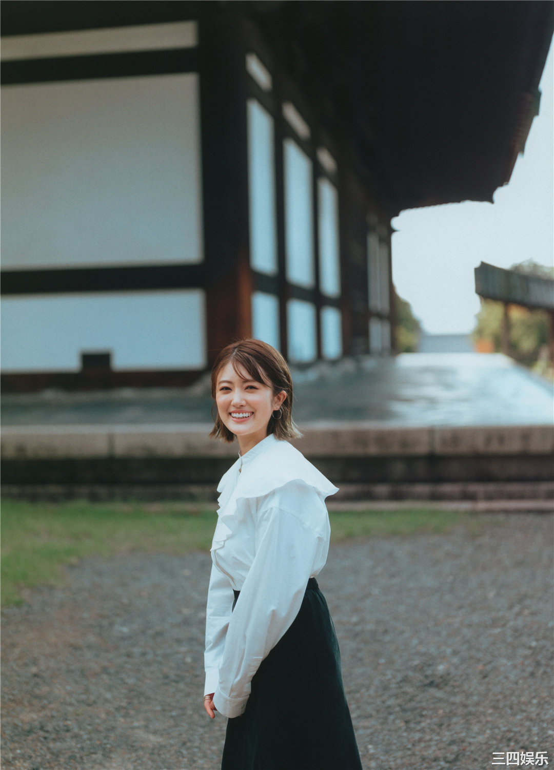 樋口日奈1ST写真集《恋人のように》高清全本