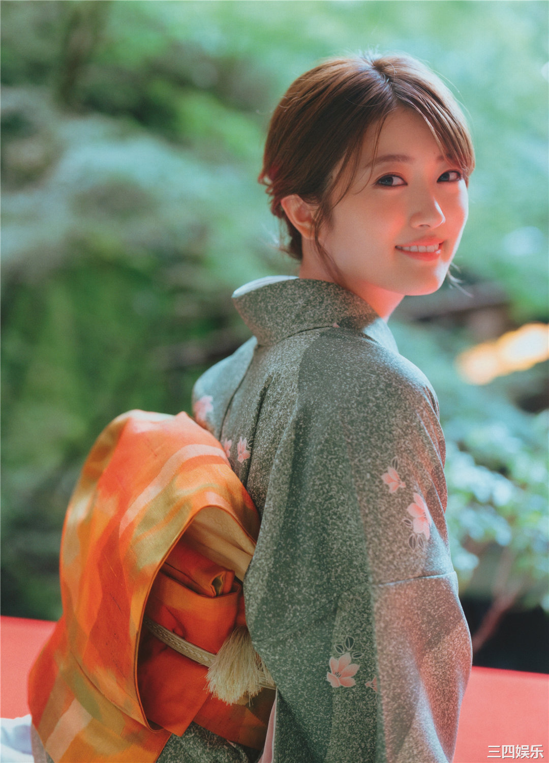 樋口日奈1ST写真集《恋人のように》高清全本