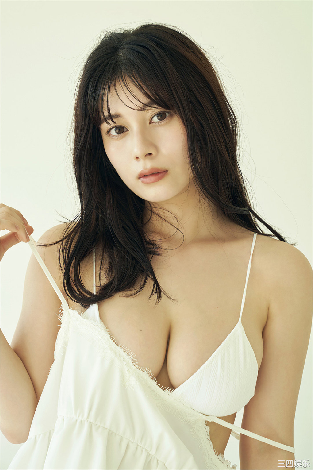 大久保樱子写真集《きらめき、ゆらめく。》高清全本