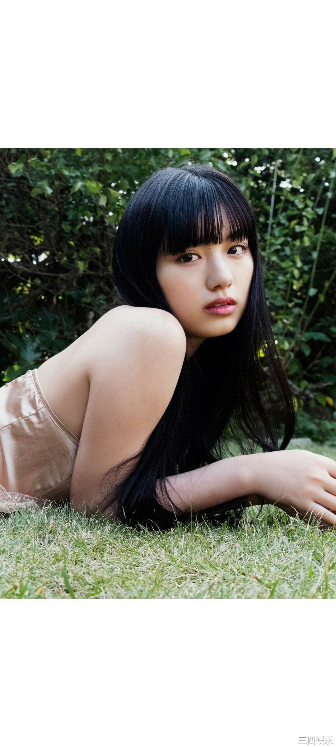 鹤嶋乃爱写真集《生まれながらにして女優。》高清全本