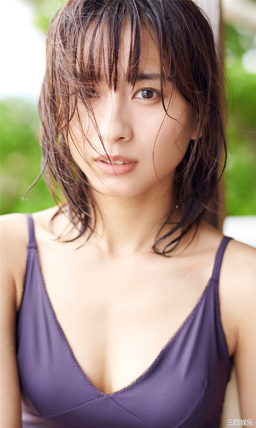 龙梦柔写真集《『中国のシンデレラ』、衝撃の初登場！》高清全本