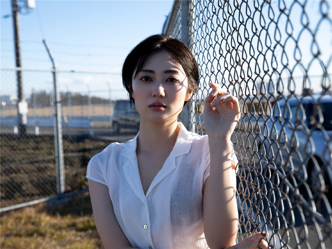 奥山和纱写真集《優艶》高清全本