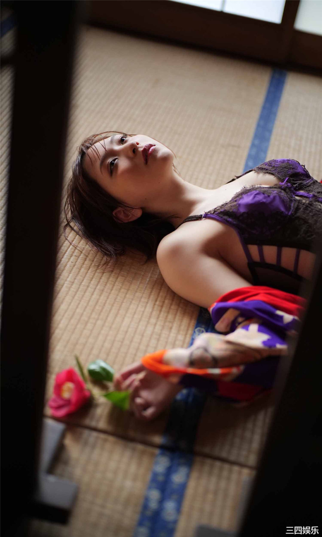 あまつ様写真集《コスプレ界のラスボス現る。》高清全本