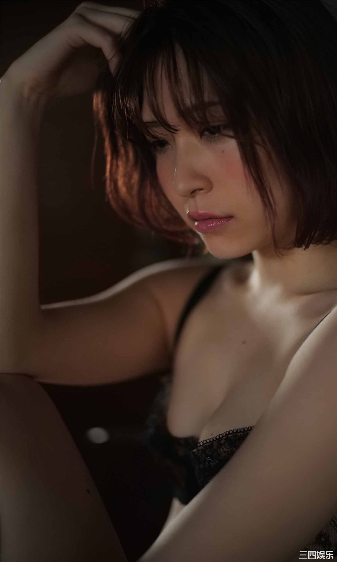 あまつ様写真集《コスプレ界のラスボス現る。》高清全本