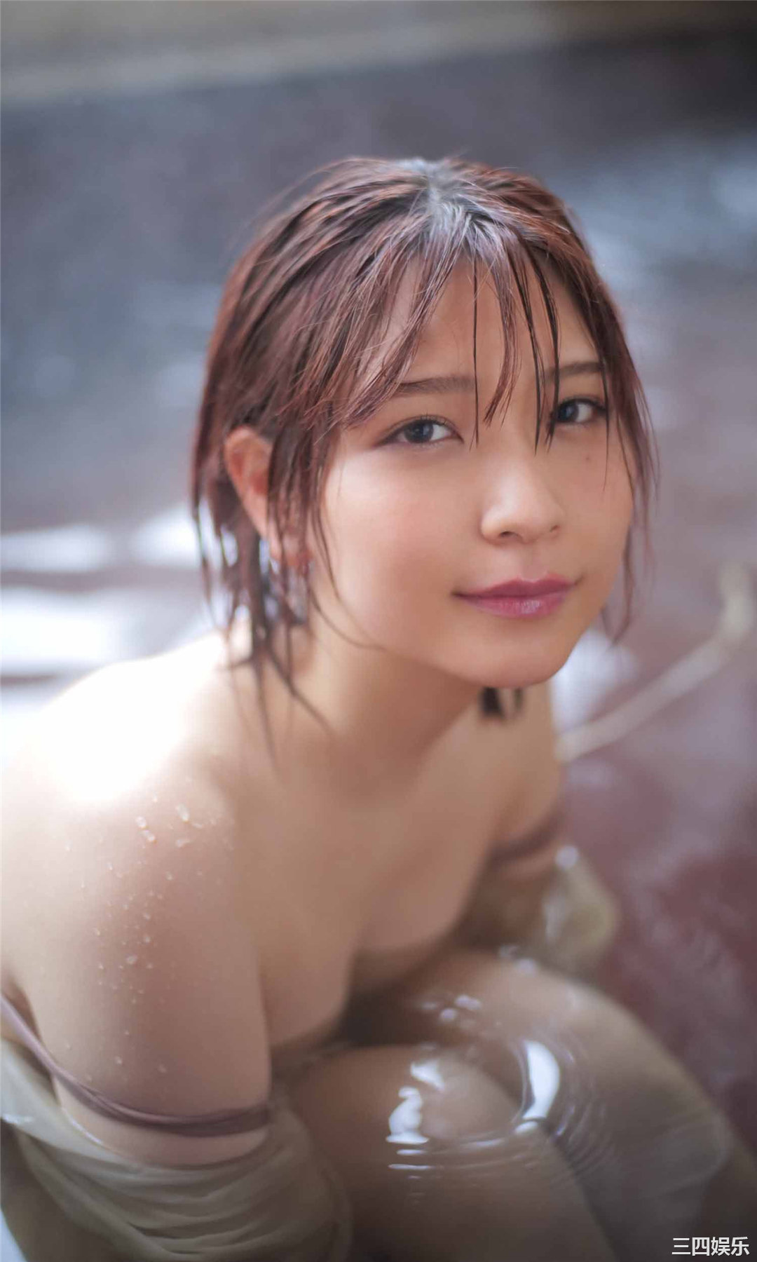 あまつ様写真集《コスプレ界のラスボス現る。》高清全本