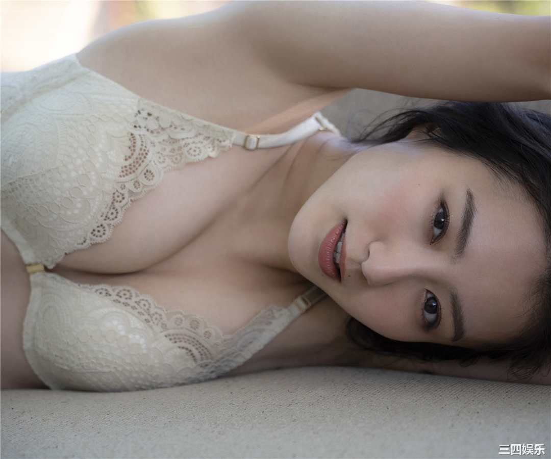 高田里穗写真集《New Season》高清全本