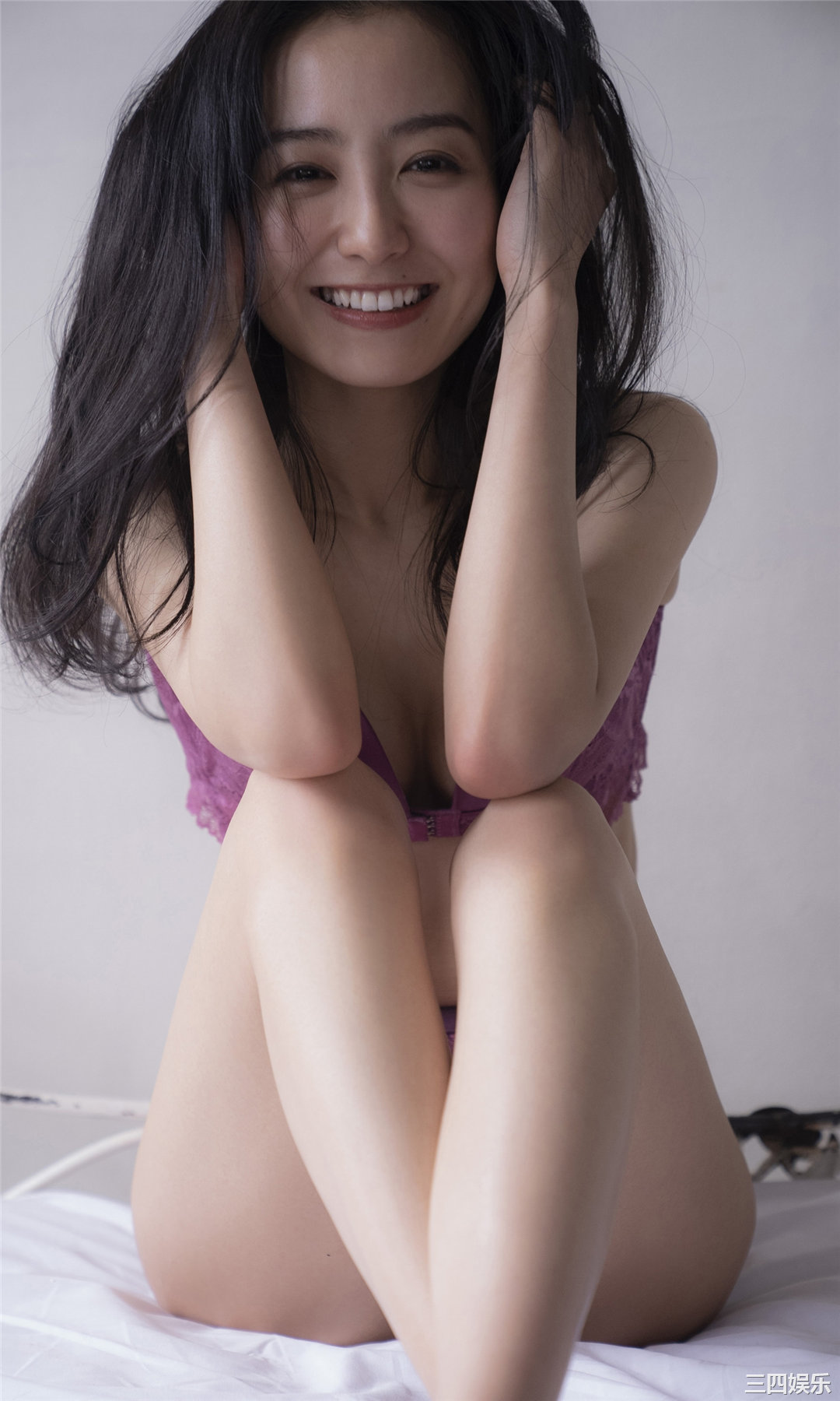 高田里穗写真集《New Season》高清全本
