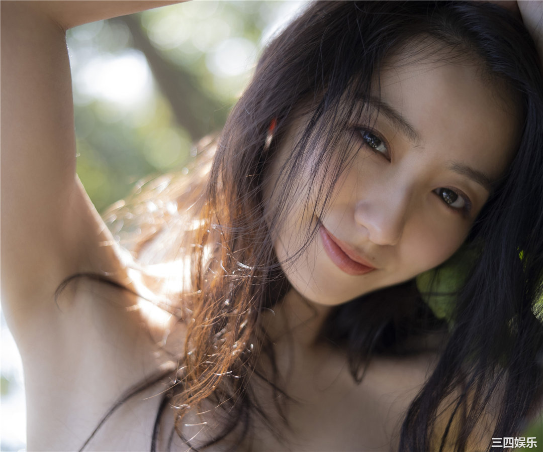 高田里穗写真集《New Season》高清全本
