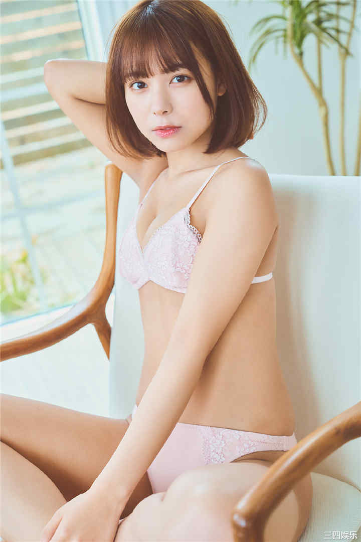 宫崎あみさ写真集《小悪魔な彼女》高清全本