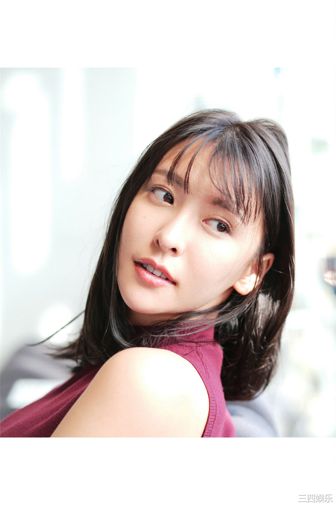 奈月塞娜写真集《たまゆらB》高清全本