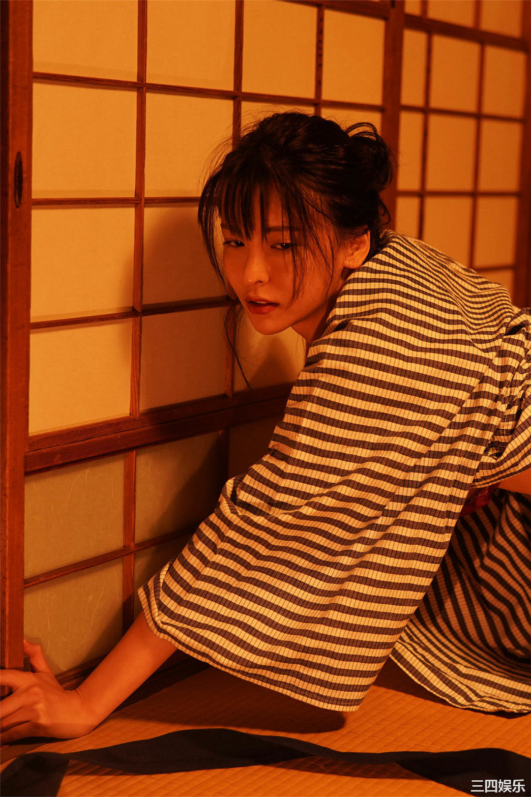 奈月塞娜写真集《たまゆらB》高清全本