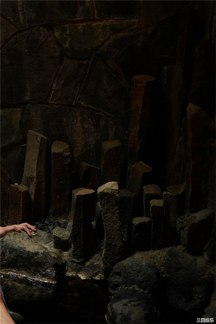 奈月塞娜写真集《たまゆらＡ》高清全本