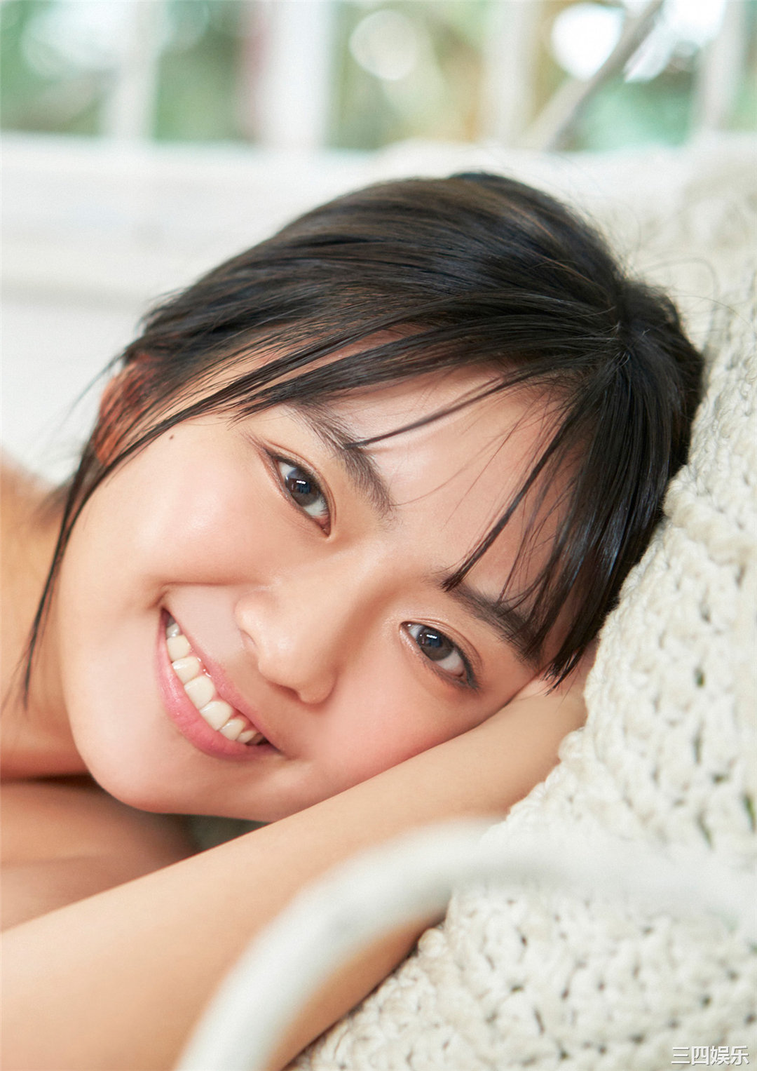 丰田露娜写真集《恋の光線》高清全本