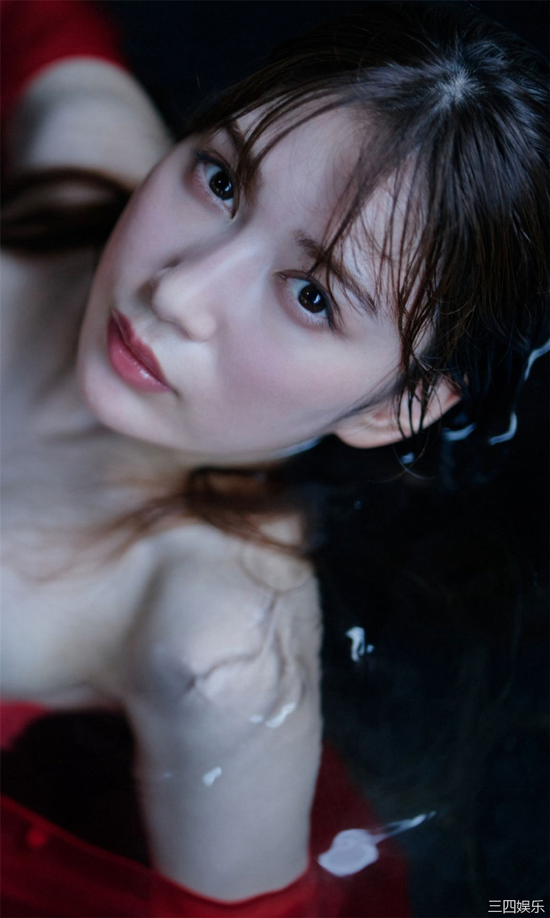 雪平莉左写真集《春に淫するひと。》高清全本