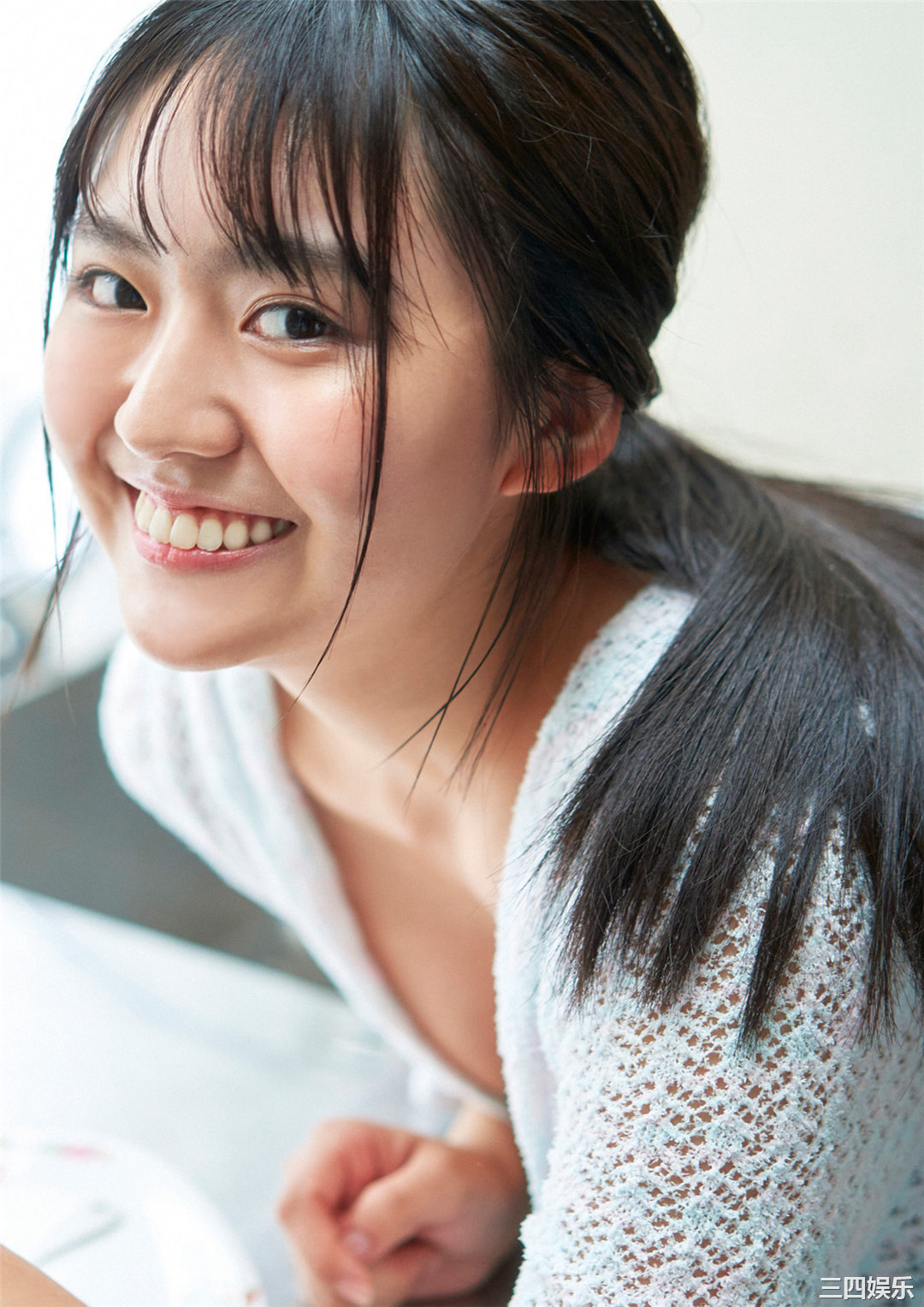 丰田露娜写真集《恋の光線》高清全本