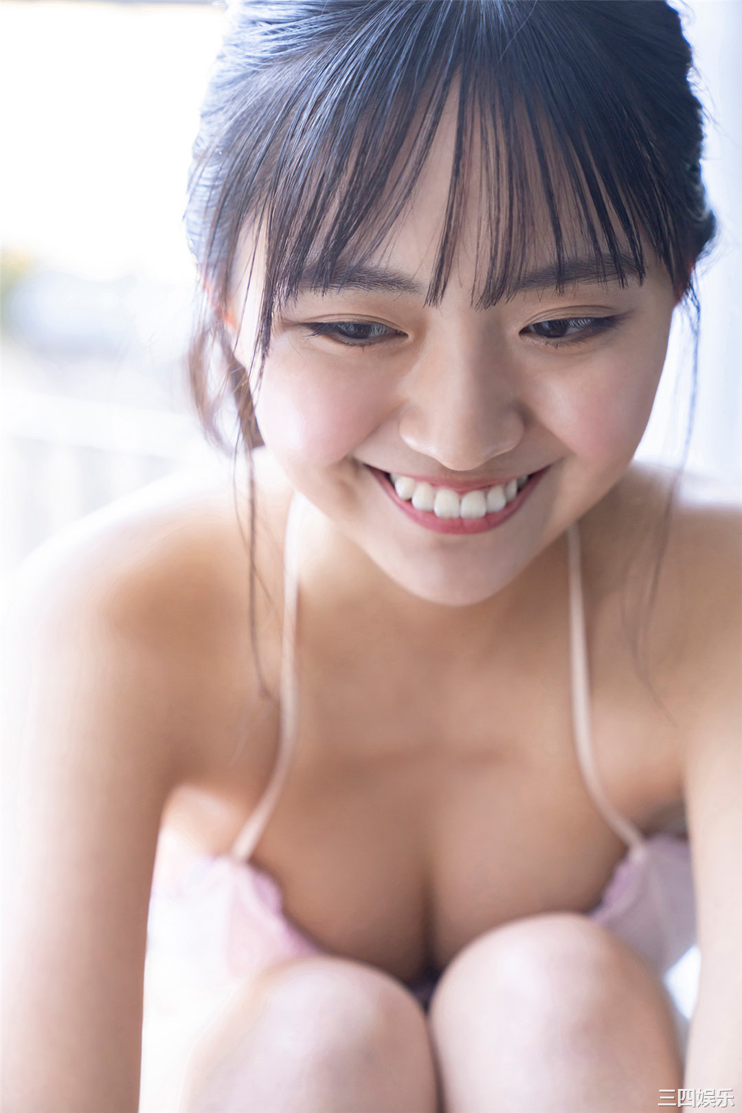 丰田露娜写真集《SNOW WHITE》高清全本