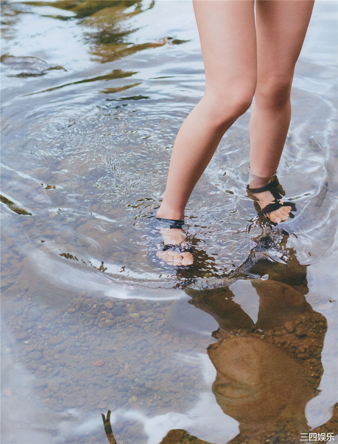 樱井玲香2nd写真集《视线》高清全本