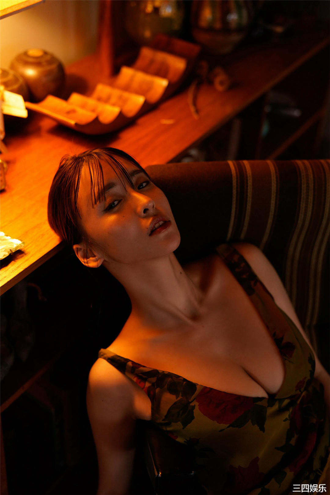 奈月塞娜写真集《たまゆらD》高清全本