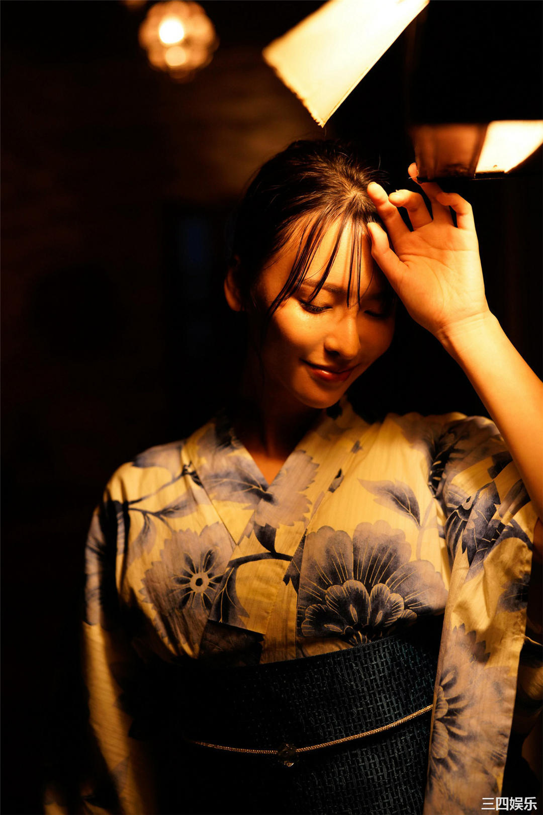 奈月塞娜写真集《たまゆらD》高清全本