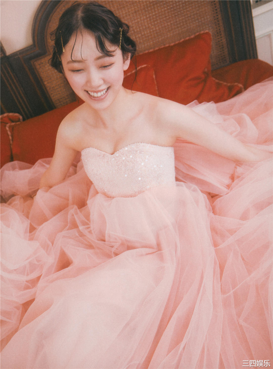 堀未央奈写真集《いつのまにか》高清全本