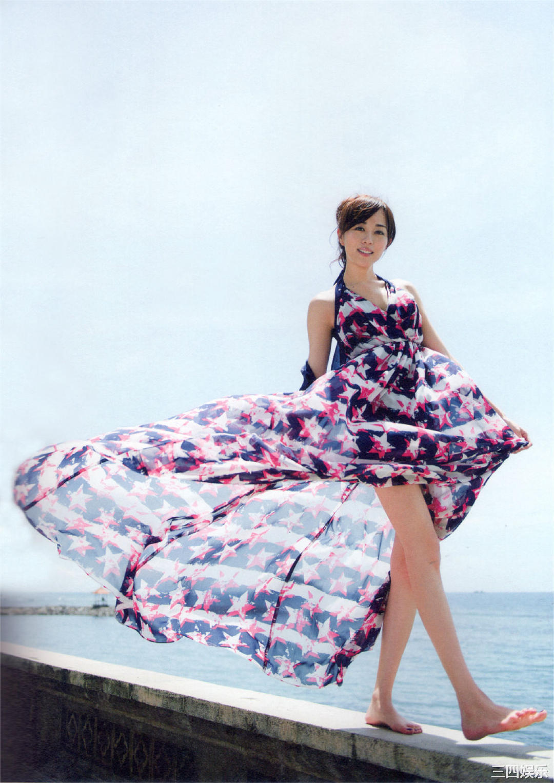 比嘉爱未1ST写真集《Clear》高清全本