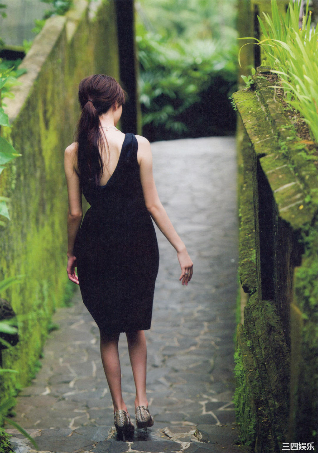 比嘉爱未1ST写真集《Clear》高清全本