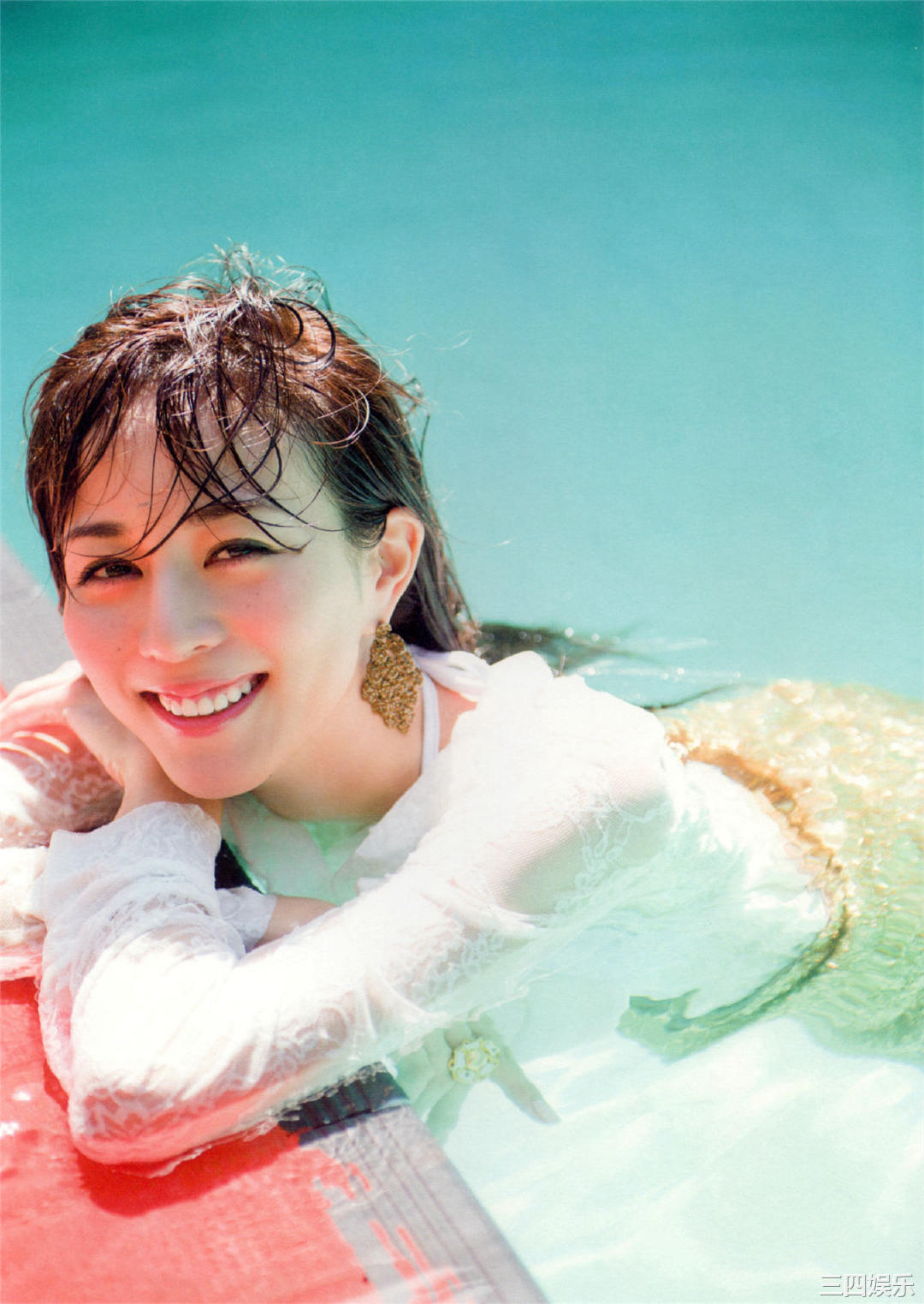 比嘉爱未1ST写真集《Clear》高清全本