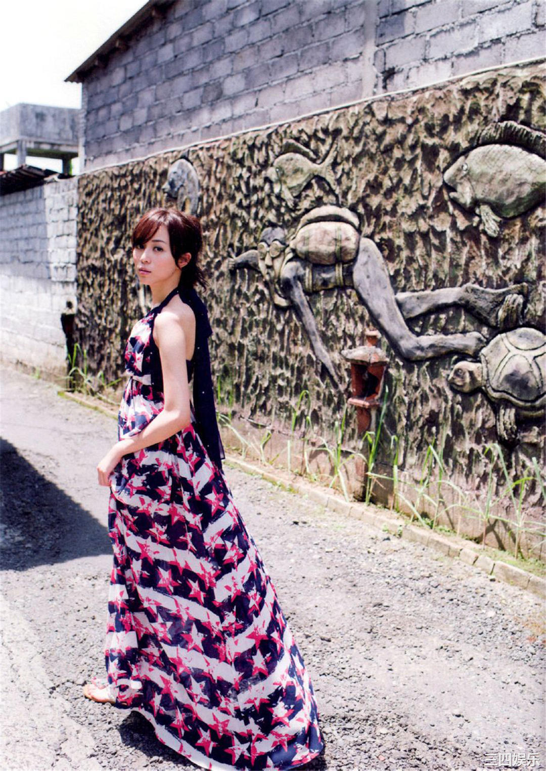 比嘉爱未1ST写真集《Clear》高清全本