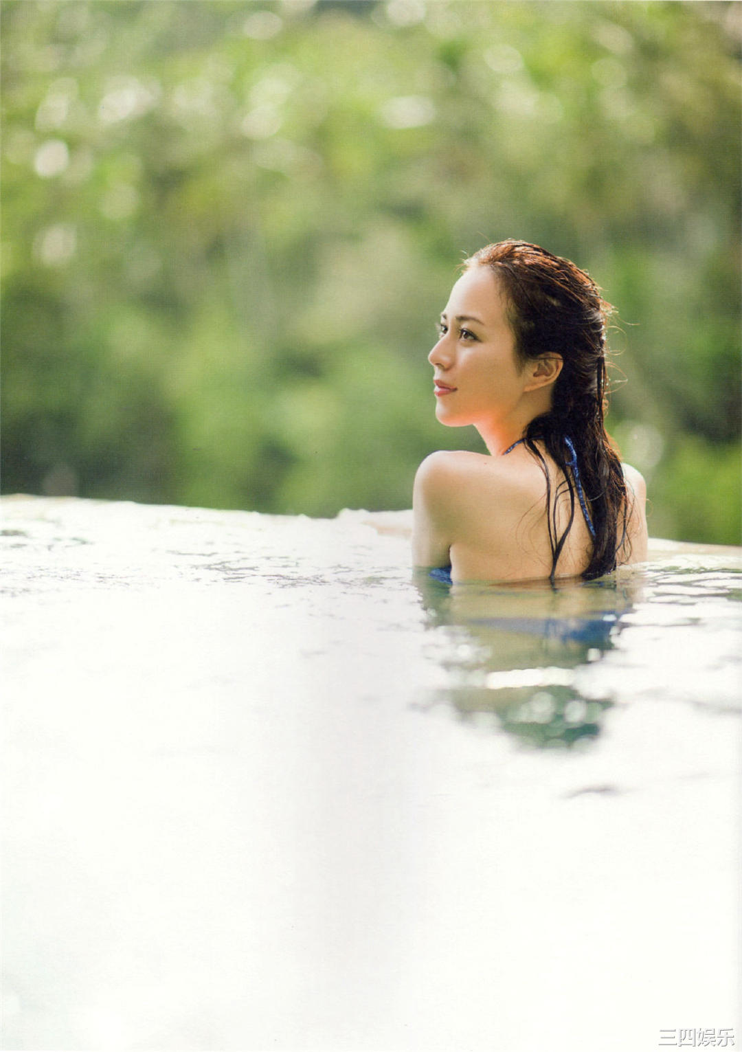 比嘉爱未1ST写真集《Clear》高清全本